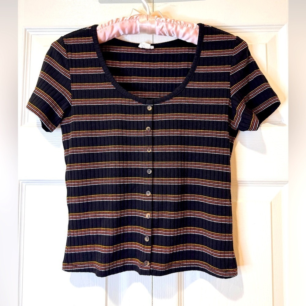 Garage brand Striped Black faux Button Women's crop top size Medium VGUC
